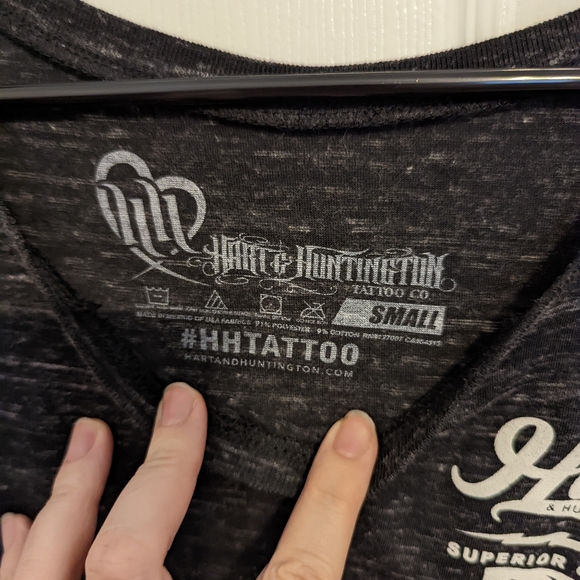 Tshirt - Picture 3 of 5